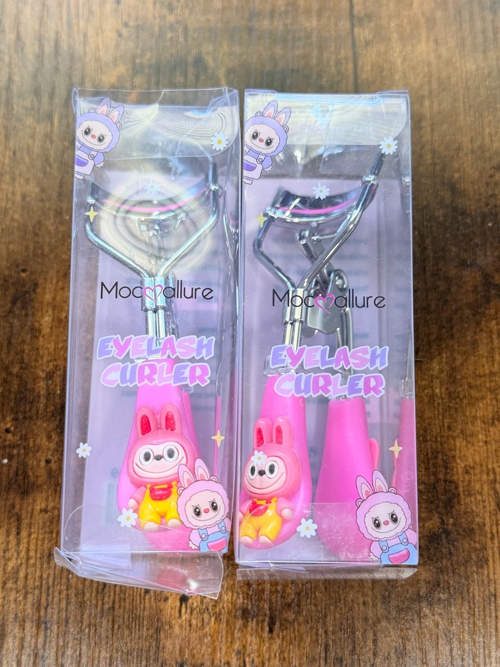 La Bubu Pink Eyelash Curlers